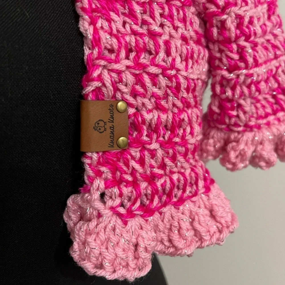 NWT KNANA KNOTS Light & Hot Pink Scarf Warm and Cozy Winter Ski Gear